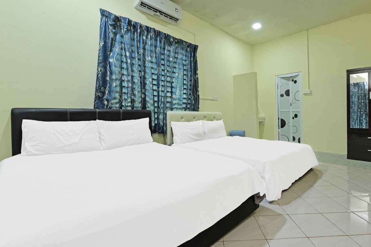 Oyo 90596 Casaria Inn Paka Εξωτερικό φωτογραφία