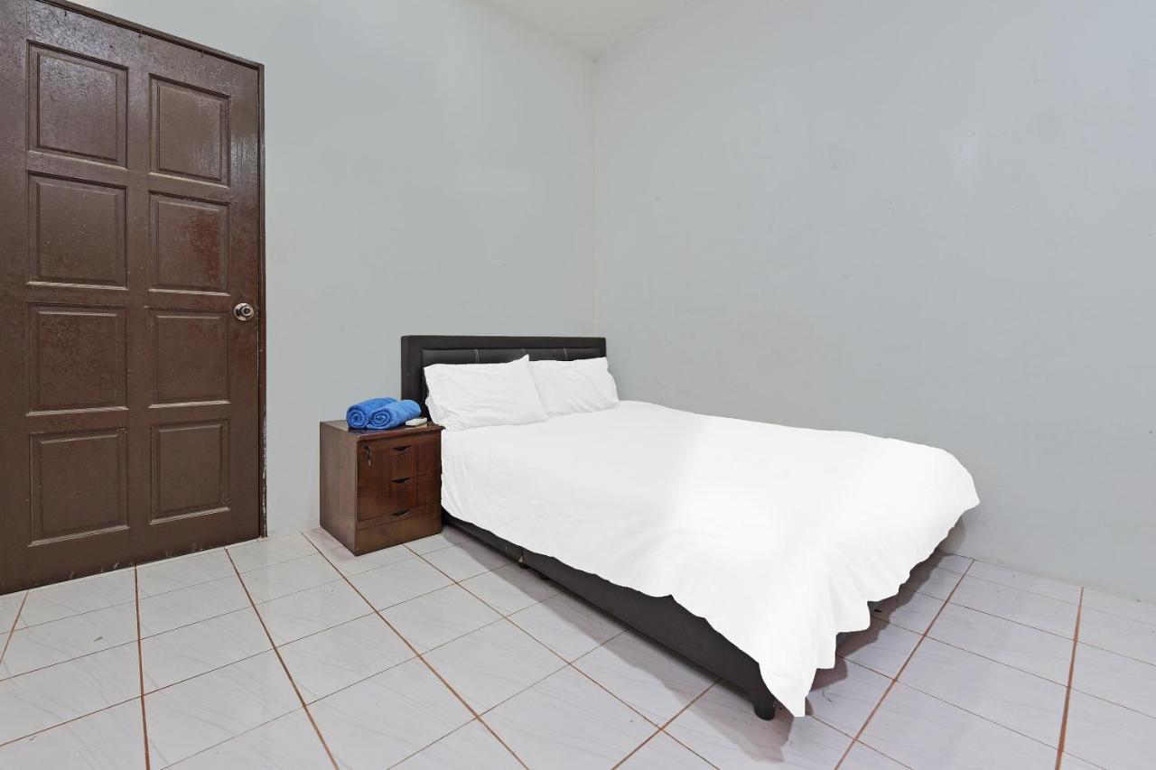 Oyo 90596 Casaria Inn Paka Εξωτερικό φωτογραφία