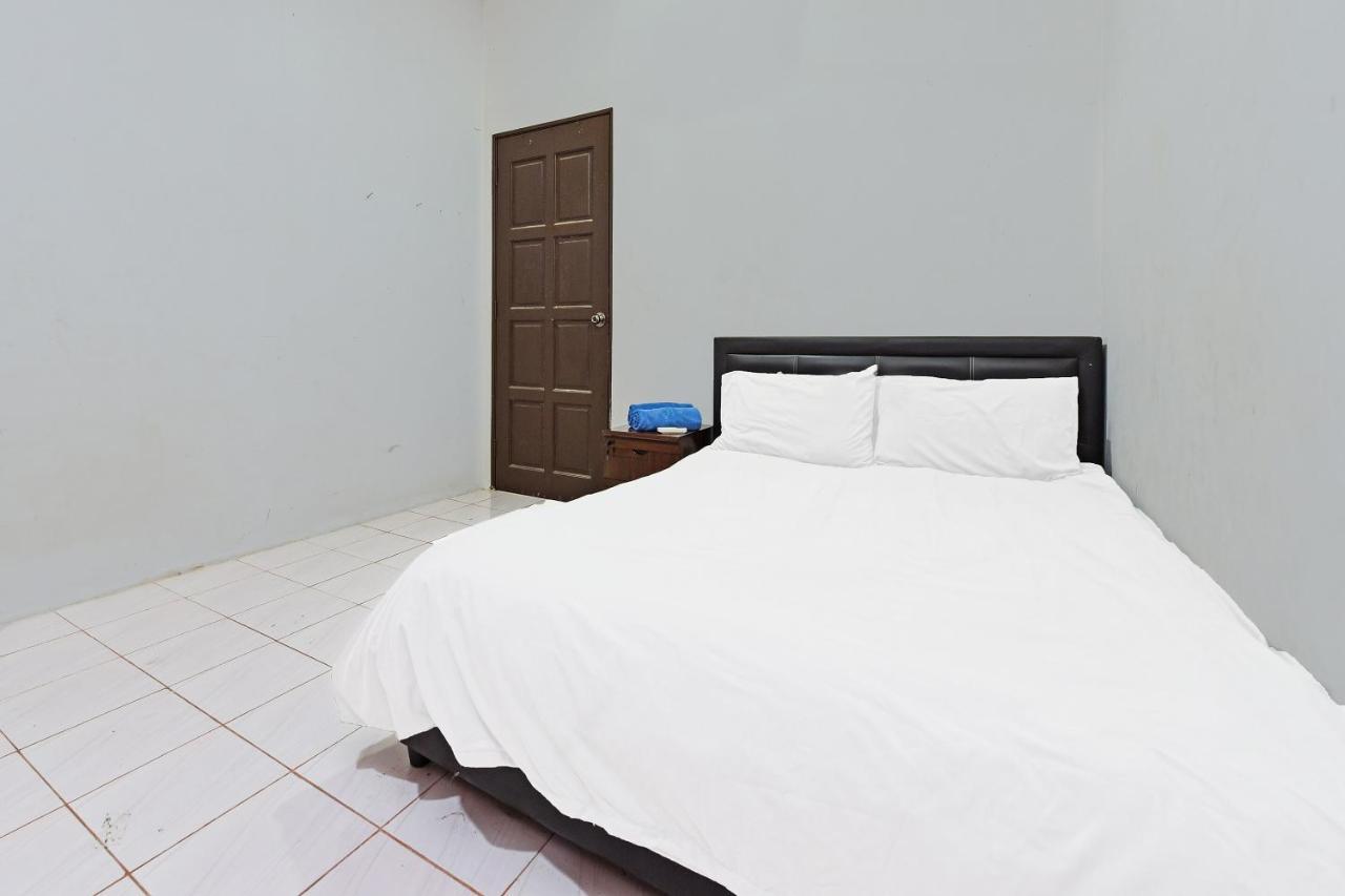 Oyo 90596 Casaria Inn Paka Εξωτερικό φωτογραφία