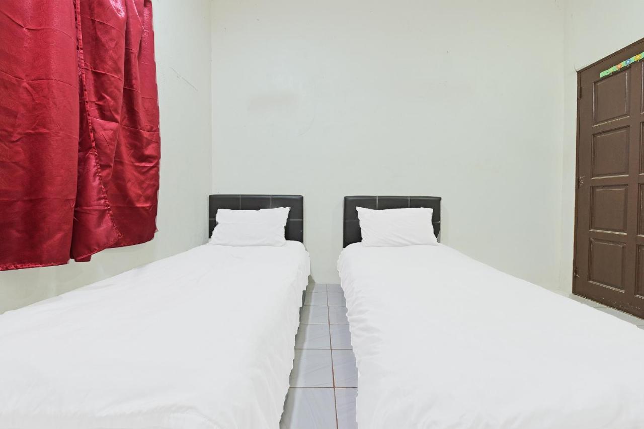 Oyo 90596 Casaria Inn Paka Εξωτερικό φωτογραφία