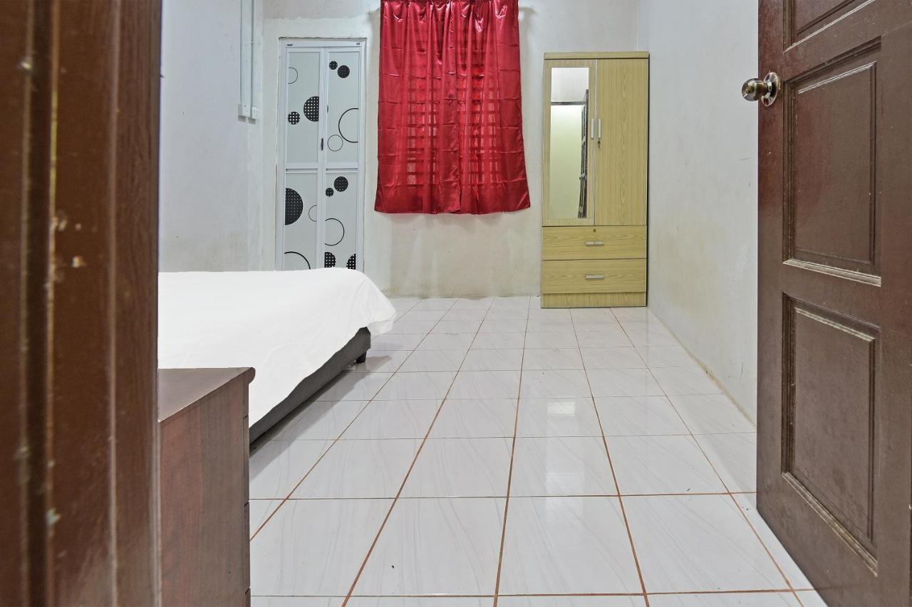 Oyo 90596 Casaria Inn Paka Εξωτερικό φωτογραφία